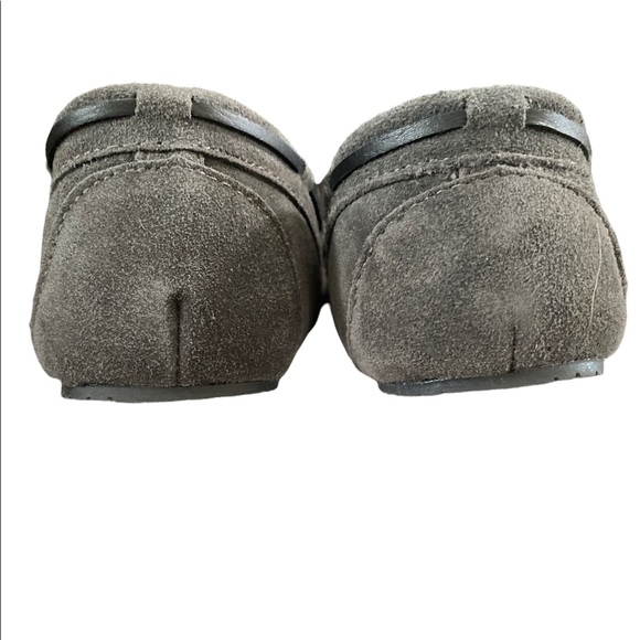 Minnetonka Charcoal Faux Fur Lined Moccasins (NEW IN BOX) - Picture 5 of 7